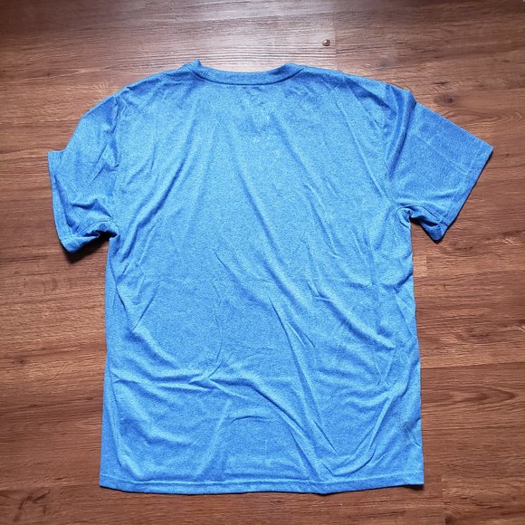 Nike Training Shirt - Picture 2 of 3
